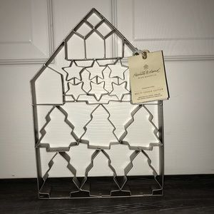 Hearth and Hand Magnolia 2018 Multi Cookie Cutter